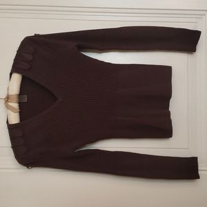 Gorgeous Fitted Brown Sweater with Satin Shoulders
